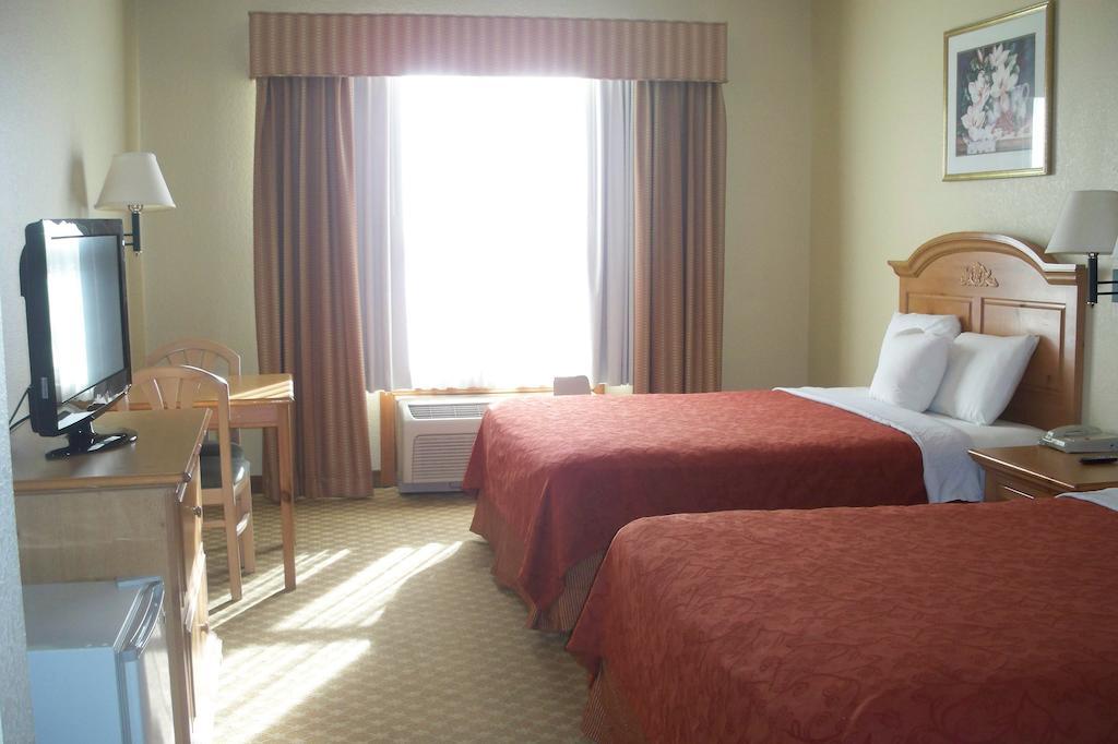 Lexington Inn & Suites Columbus-Polaris ภายนอก รูปภาพ