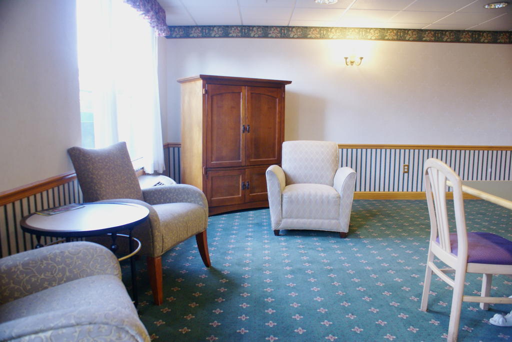 Lexington Inn & Suites Columbus-Polaris ภายนอก รูปภาพ