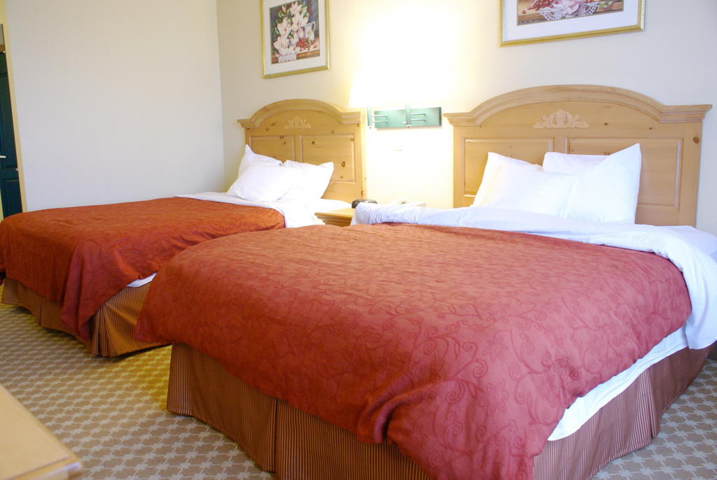 Lexington Inn & Suites Columbus-Polaris ภายนอก รูปภาพ