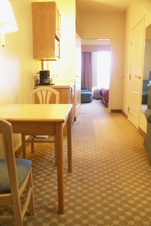 Lexington Inn & Suites Columbus-Polaris ภายนอก รูปภาพ